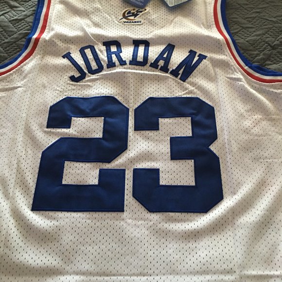 Michael Jordan Allstar Game Jersey - Picture 4 of 4